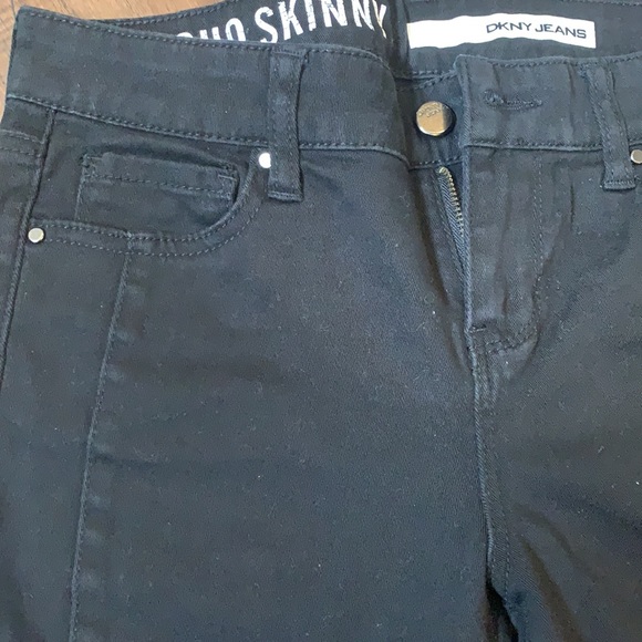 DKNY JEANS - Picture 4 of 7